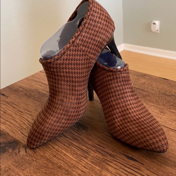 IMPO Heels Size 9.5 - Picture 6 of 7